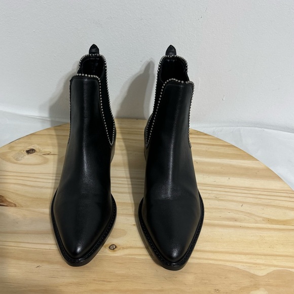 COACH - Picture 2 of 10